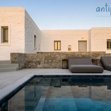 Antiparoshomes Holiday home
