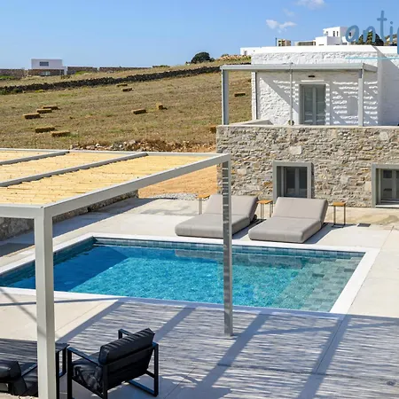 Antiparoshomes Holiday home
